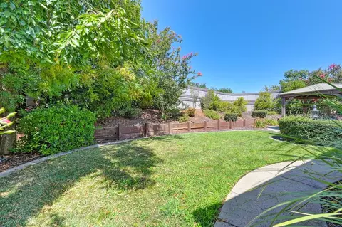 Exterior - 718 Hunter Pl, Folsom, CA 95630 photo 6 of 9