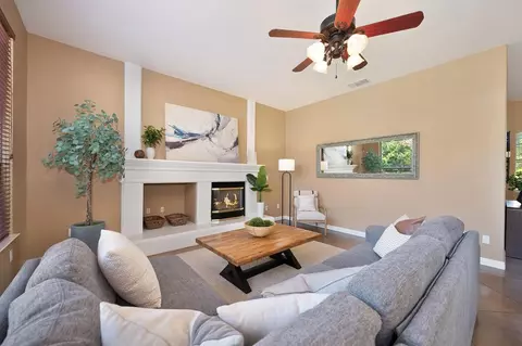 Living - 718 Hunter Pl, Folsom, CA 95630 photo 1 of 4