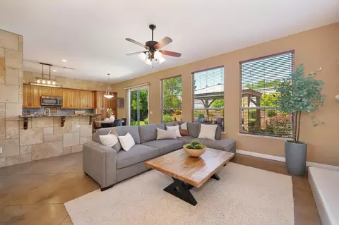 Living - 718 Hunter Pl, Folsom, CA 95630 photo 3 of 4