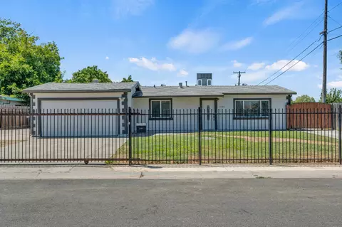 7306 Dave St, Sacramento, CA 95828