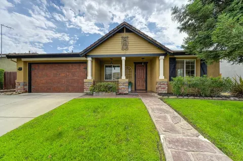 1741 Hillingdon St, Roseville, CA 95747