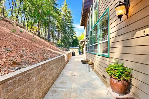 Exterior - 3320 Chipmunk Trl, Georgetown, CA 95634 photo 9 of 24
