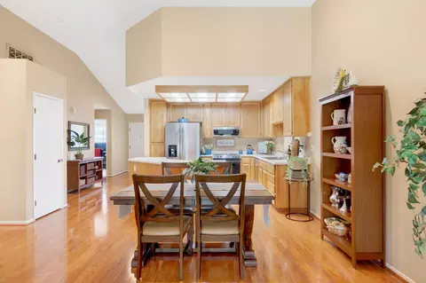 811 La Coruno St, Davis, CA 95618 photo 11