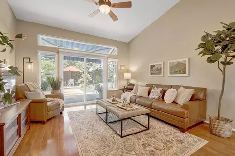811 La Coruno St, Davis, CA 95618 photo 13