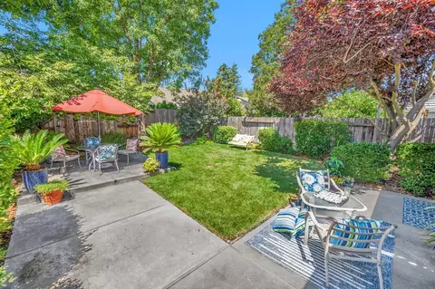811 La Coruno St, Davis, CA 95618 photo 24