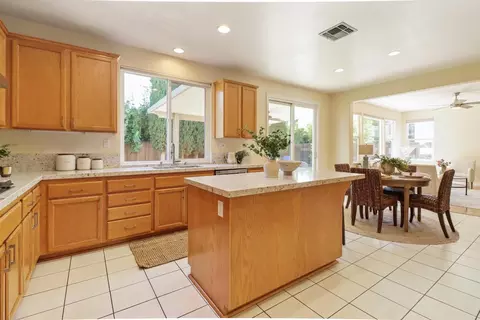 1634 Rio Grande St, Davis, CA 95616 photo 27