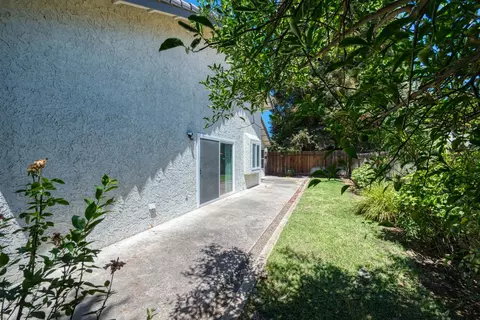 Exterior - 3880 Quail Ave, Merced, CA 95340 photo 6 of 7