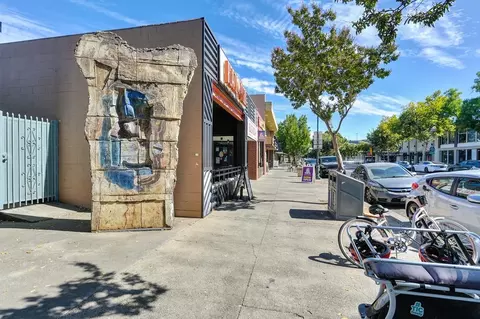 Exterior - 620 B St, Davis, CA 95616 photo 27 of 28