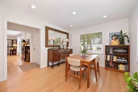 Dining - 620 B St, Davis, CA 95616 photo 1 of 3