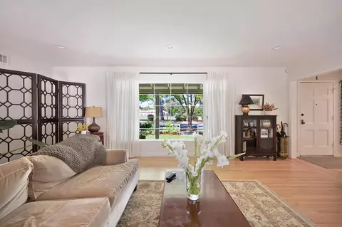 Living - 620 B St, Davis, CA 95616 photo 3 of 5