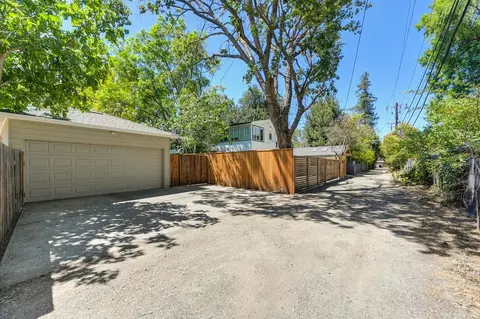 Exterior - 620 B St, Davis, CA 95616 photo 15 of 28