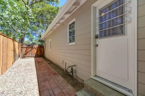 Exterior - 620 B St, Davis, CA 95616 photo 13 of 28