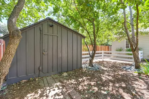 Exterior - 620 B St, Davis, CA 95616 photo 8 of 28
