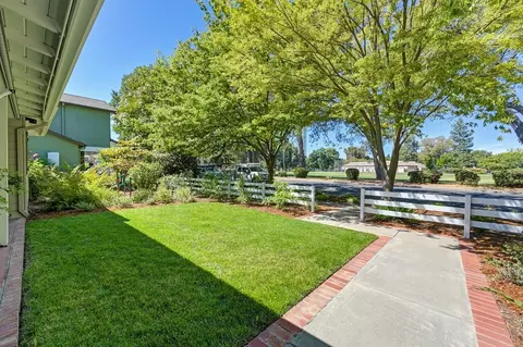 Exterior - 620 B St, Davis, CA 95616 photo 18 of 28