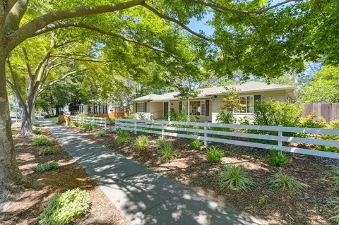 Exterior - 620 B St, Davis, CA 95616 photo 2 of 28