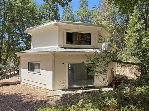 15861 Turtleback Hill Rd, Nevada City, CA 95959