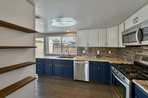 Kitchen - 6038 Casa Alegre, Carmichael, CA 95608 photo 4 of 4