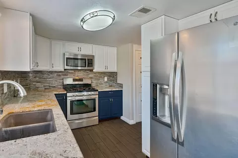 Kitchen - 6038 Casa Alegre, Carmichael, CA 95608 photo 3 of 4