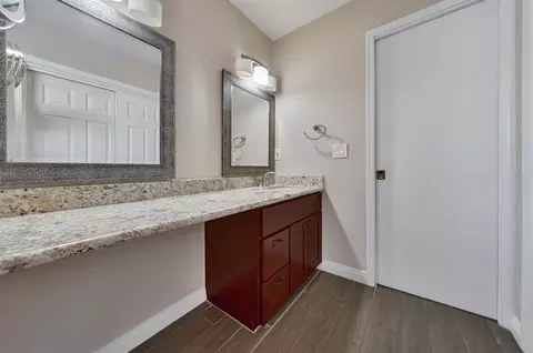 Bath - 6038 Casa Alegre, Carmichael, CA 95608 photo 3 of 7