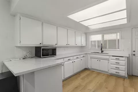 Kitchen - 9771 Larkin Rd, Live Oak, CA 95953 photo 1 of 2