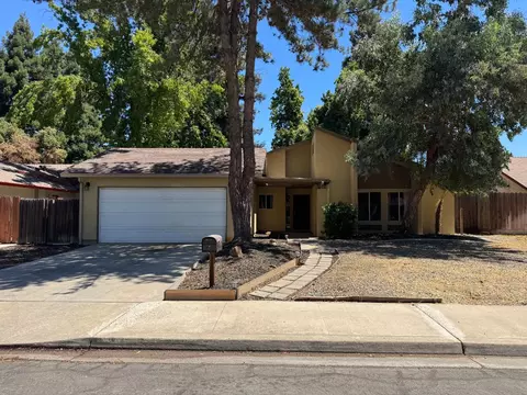 3604 Colonial Dr, Modesto, CA 95356 photo 1