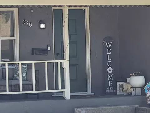 320 Covena Ave, Modesto, CA 95354 photo 2