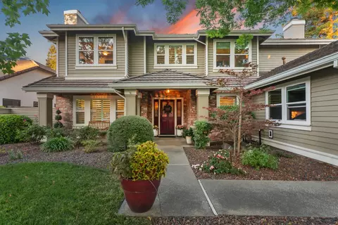 9427 Monte Cresta Way, Elk Grove, CA 95624