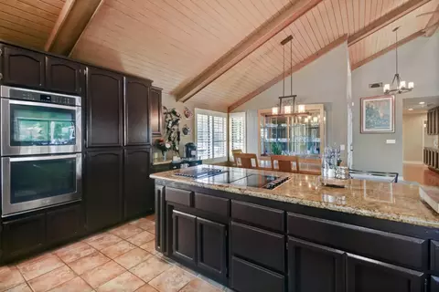 Kitchen - 8827 Eula Way, Orangevale, CA 95662 photo 4 of 5