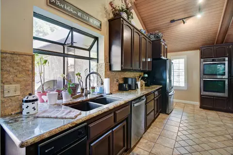 Kitchen - 8827 Eula Way, Orangevale, CA 95662 photo 1 of 5