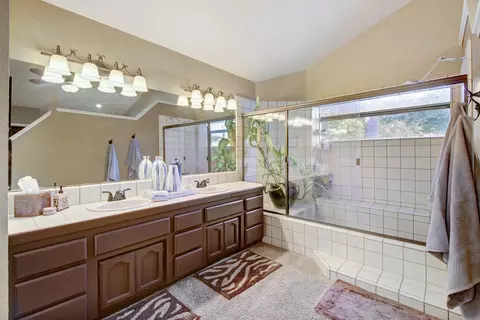 Bath - 8827 Eula Way, Orangevale, CA 95662 photo 1 of 5