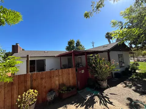 16300 Clover Ave, Patterson, CA 95363 photo 5