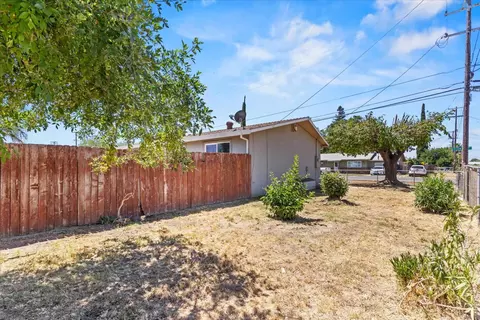 Exterior - 4403 Fleming Way, Olivehurst, CA 95961 photo 12 of 21
