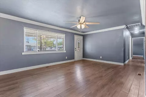 Living - 4403 Fleming Way, Olivehurst, CA 95961 photo 3 of 4