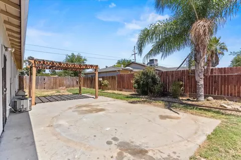 Exterior - 4403 Fleming Way, Olivehurst, CA 95961 photo 17 of 21