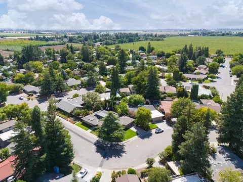 View/Area - 613 Jerome St, Davis, CA 95616 photo 7 of 11