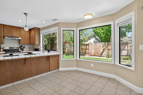 1054 Eleanor Ln, Manteca, CA 95337 photo 23