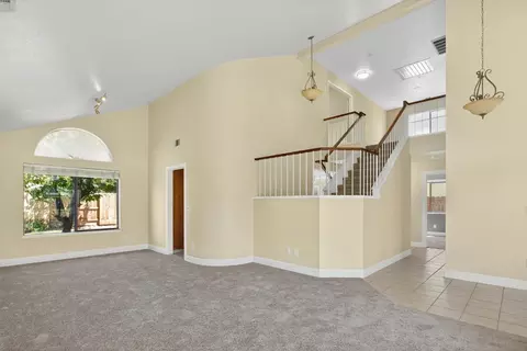 1054 Eleanor Ln, Manteca, CA 95337 photo 9