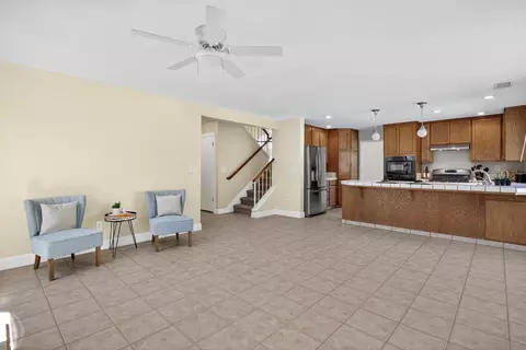 1054 Eleanor Ln, Manteca, CA 95337 photo 24
