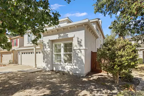 471 W Baldwin Ct, Tracy, CA 95376 photo 2