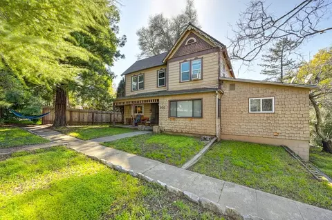 300 Cherry Ave, Auburn, CA 95603