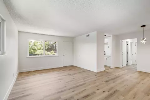 4748 Greenholme Dr #4, Sacramento, CA 95842
