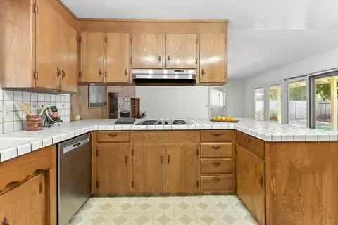 1331 Gary Way, Carmichael, CA 95608 photo 21