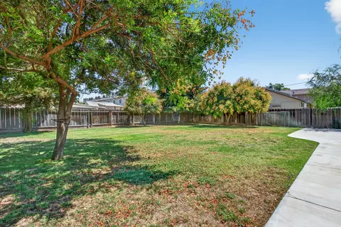 205 W Beverly Pl, Tracy, CA 95376 photo 6