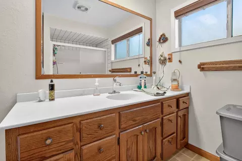 205 W Beverly Pl, Tracy, CA 95376 photo 30