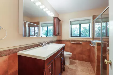 Bath - 291 Fairidge Dr, Applegate, CA 95703 photo 1 of 6
