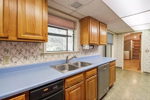 Kitchen - 291 Fairidge Dr, Applegate, CA 95703 photo 5 of 6