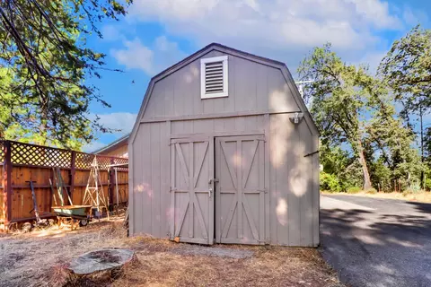 Exterior - 291 Fairidge Dr, Applegate, CA 95703 photo 26 of 32