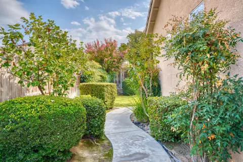 Exterior - 1834 Treeline Way, Manteca, CA 95336 photo 12 of 13
