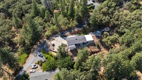 90 Pinecrest Dr, Applegate, CA 95703 photo 2
