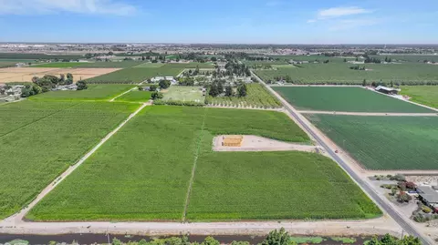 22777 Oleander, Manteca, CA 95337 photo 3